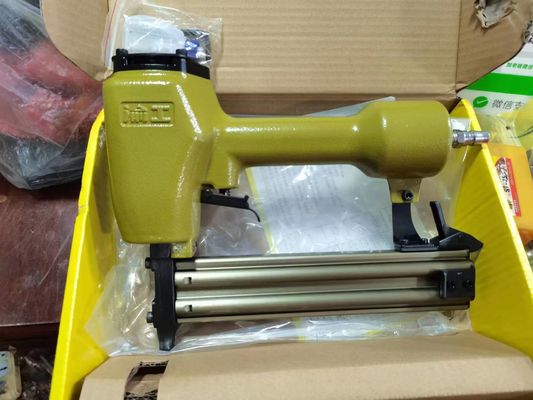 Mobiliário Air Concrete T Nailer sem bateria de lítio com ST38S Tool Voltage N/A