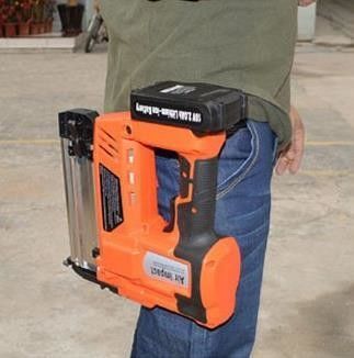 Nailer sem fio de 18 volts de madeira para uso industrial, com capacidade para até 100 pregos com bateria Li