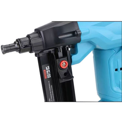 Toua DCCN40 Lithium Electric Cordless Steel Nail Gun para Instalação Hidrelétrica 21V/4.0Ah