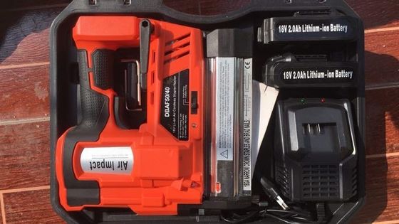 2 em 1 Pistola de prego sem fio Pistola de grapação Max Capacidade de revista para aplicações industriais