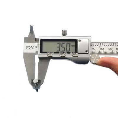 6Diâmetro da cabeça de.2 mm. Coroa de prata aço martelo pregos de concreto com acabamento galvanizado e lavadora